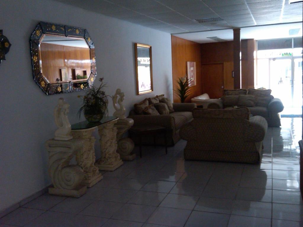 Hotel Ibarra Tepic Exteriör bild